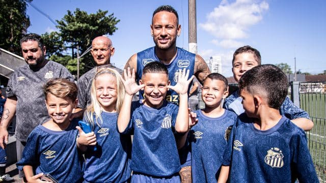 Apesar das melhorias de Neymar pai, Santos estuda CT para base em cidade vizinha