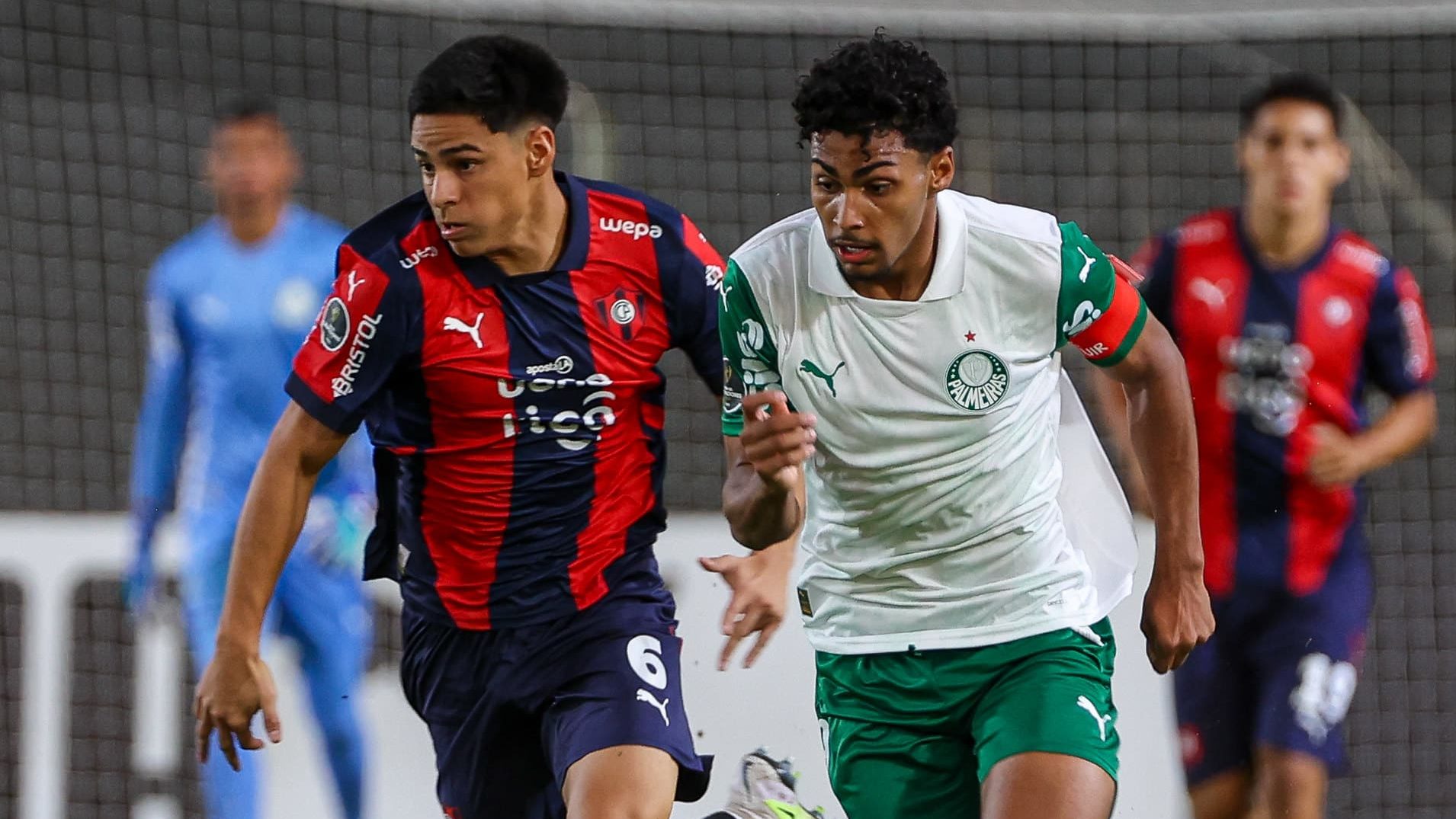 Luighi pediu para jogar ap&oacute;s ataque racista e elenco do Palmeiras recha&ccedil;ou abandono