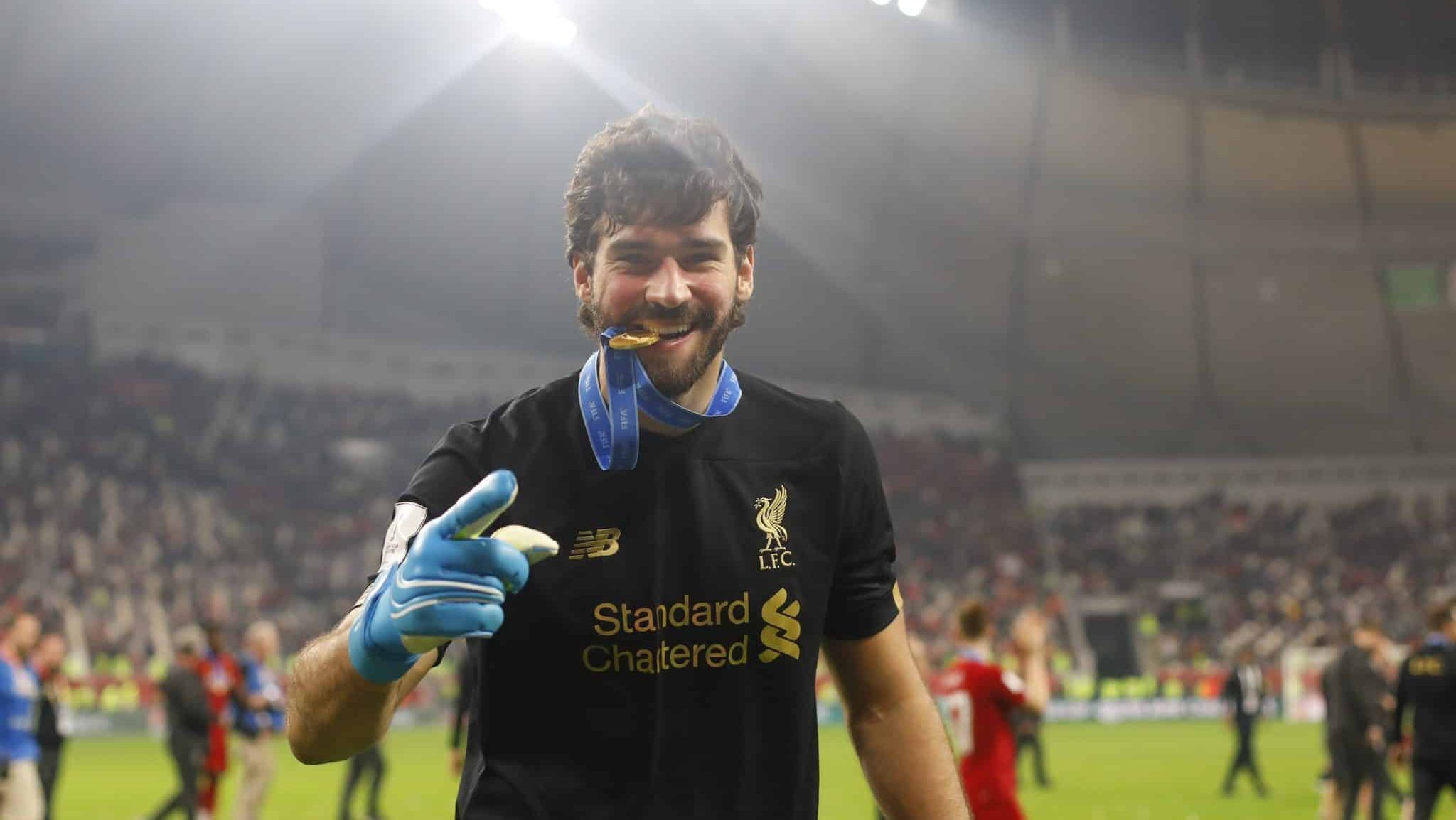 Alisson escolhe carrasco do Brasil como apresentador favorito: &lsquo;&Uacute;nico time que passava na TV&rsquo;