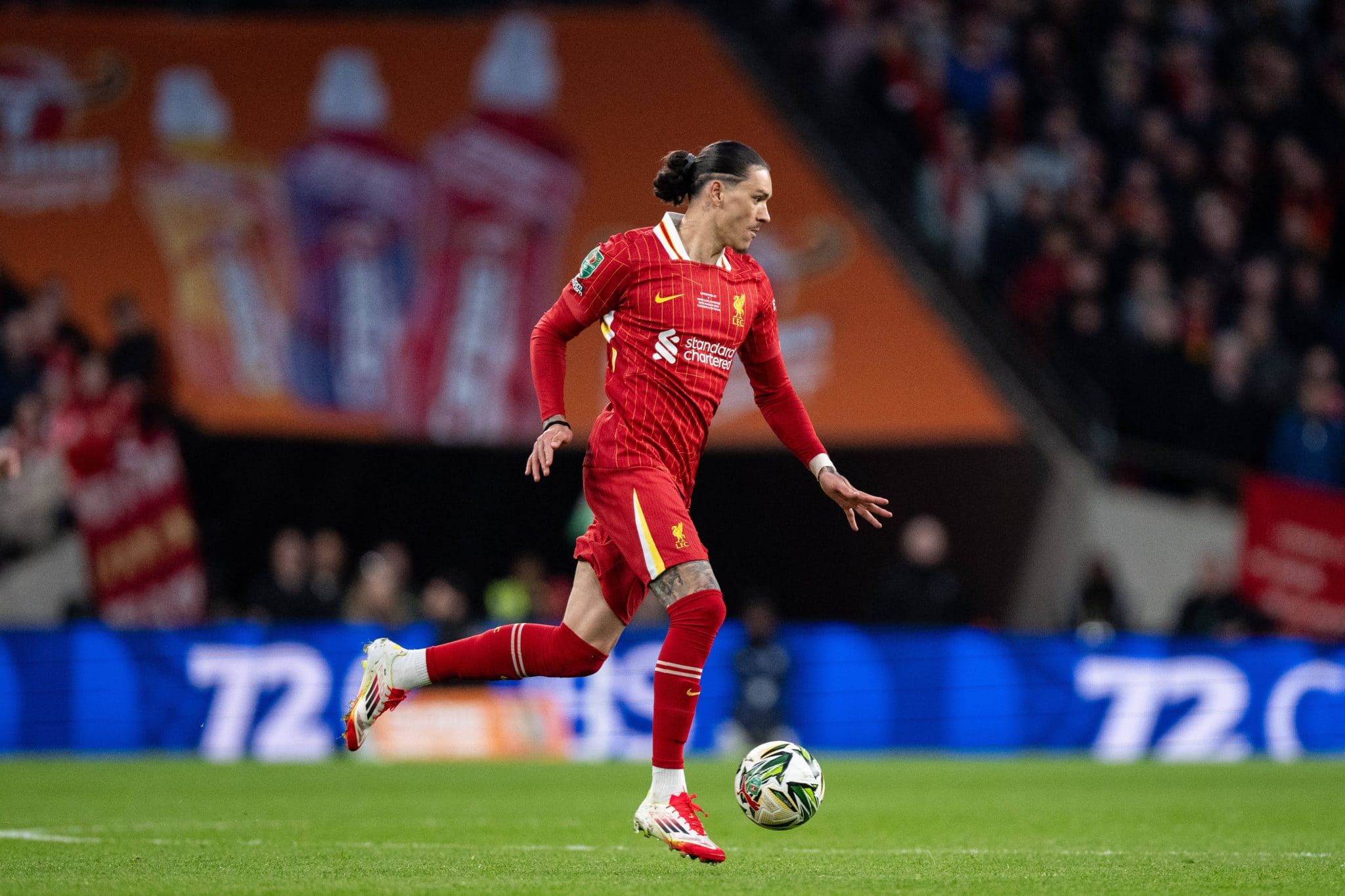 Liverpool tentou trazer Julian &Aacute;lvarez do Atl&eacute;tico de Madrid e segue no mercado em busca de um atacante em meio a incerteza pela perman&ecirc;ncia de Darwin N&uacute;&ntilde;ez