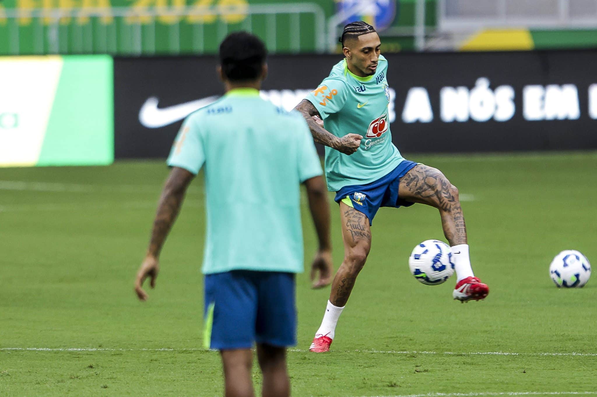 Tempo de descanso de Raphinha preocupa t&eacute;cnico do Barcelona, que deve poupar o jogador no pr&oacute;ximo jogo de LaLiga