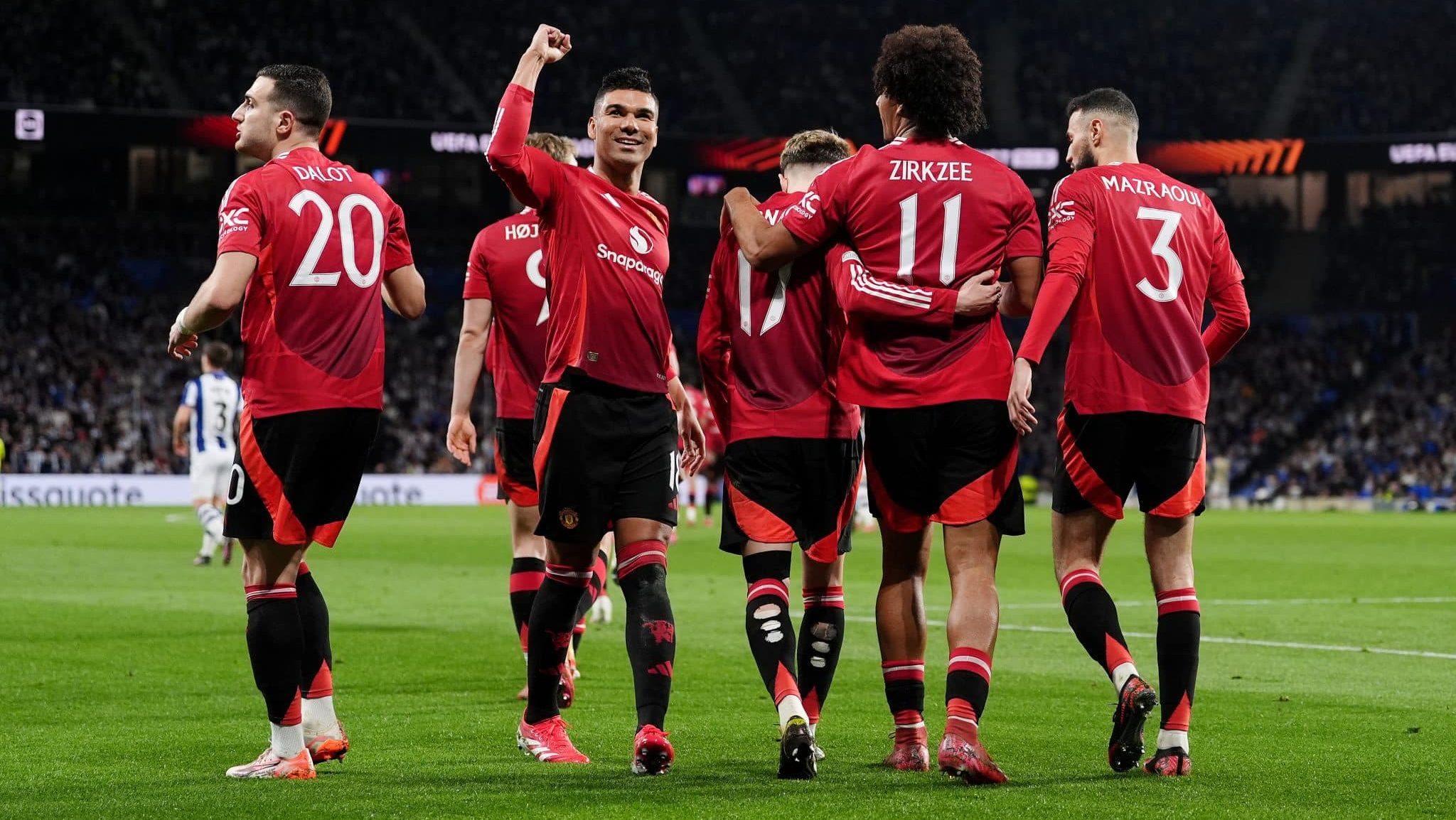 &lsquo;Tem que respeitar&rsquo;: Grande atua&ccedil;&atilde;o de Casemiro coloca Amorim &agrave; prova no United