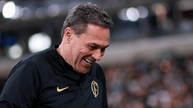 Corinthians usa m&eacute;todo de Luxemburgo e liga modo &lsquo;hard&rsquo; por t&iacute;tulo paulista