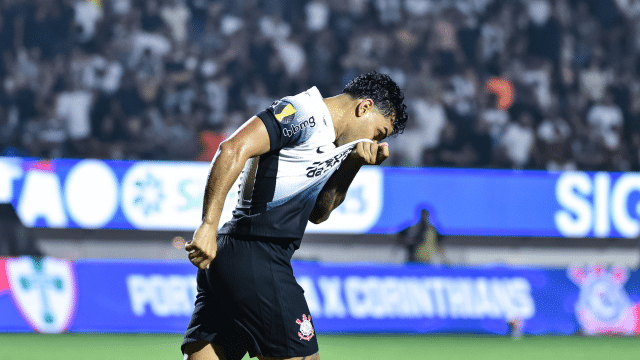Por que o Corinthians escolheu Bidu em detrimento de Hugo e Palacios?