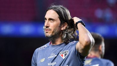 Zubeld&iacute;a prefere correr risco com volante titular a usar jogador arquivado no S&atilde;o Paulo