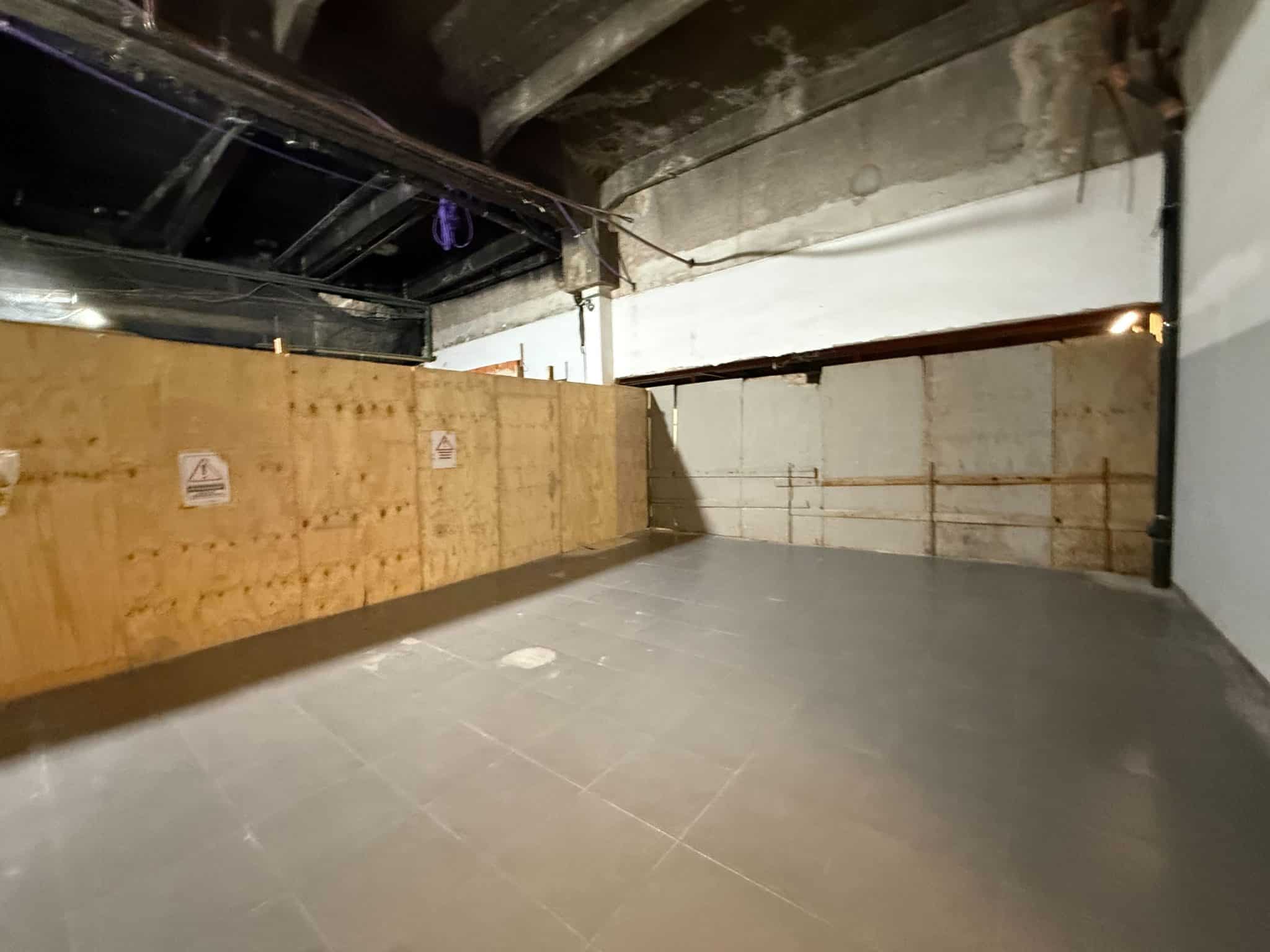 Obras no acesso da imprensa do Est&aacute;dio Monumental