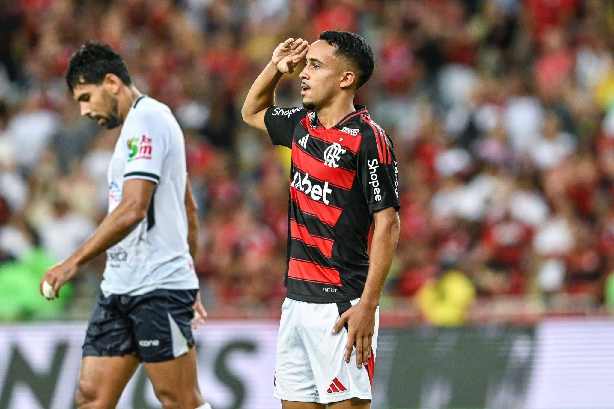 Flamengo recusou propostas por Matheus Gon&ccedil;alves para t&ecirc;-lo &agrave; disposi&ccedil;&atilde;o para a disputa da Libertadores
