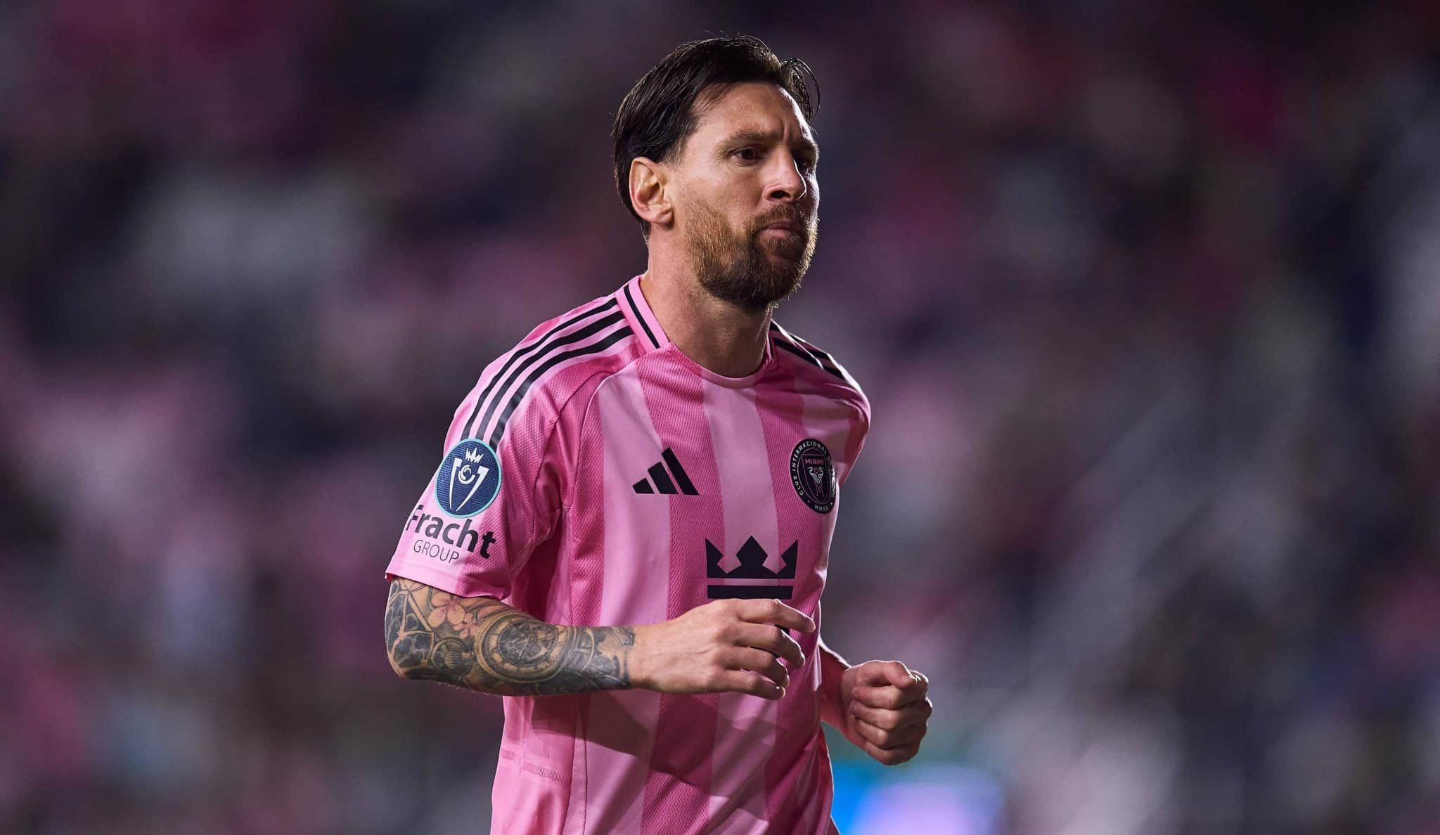 O Palmeiras que se cuide? Ag&uuml;ero celebra escolha pol&ecirc;mica da Fifa envolvendo Messi no Mundial