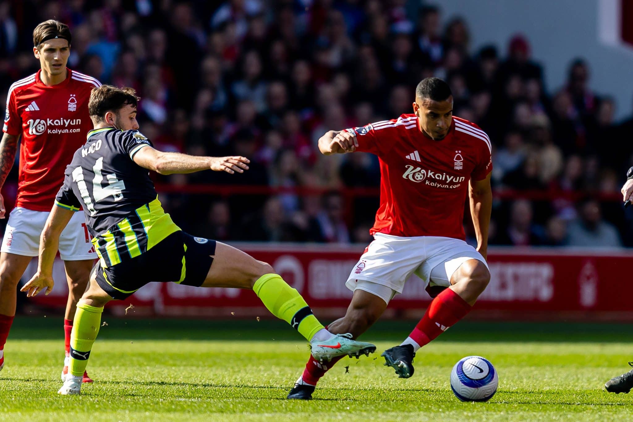 Exibi&ccedil;&atilde;o de Murillo assegura vit&oacute;ria importante do Nottingham Forest sobre o City na Premier League