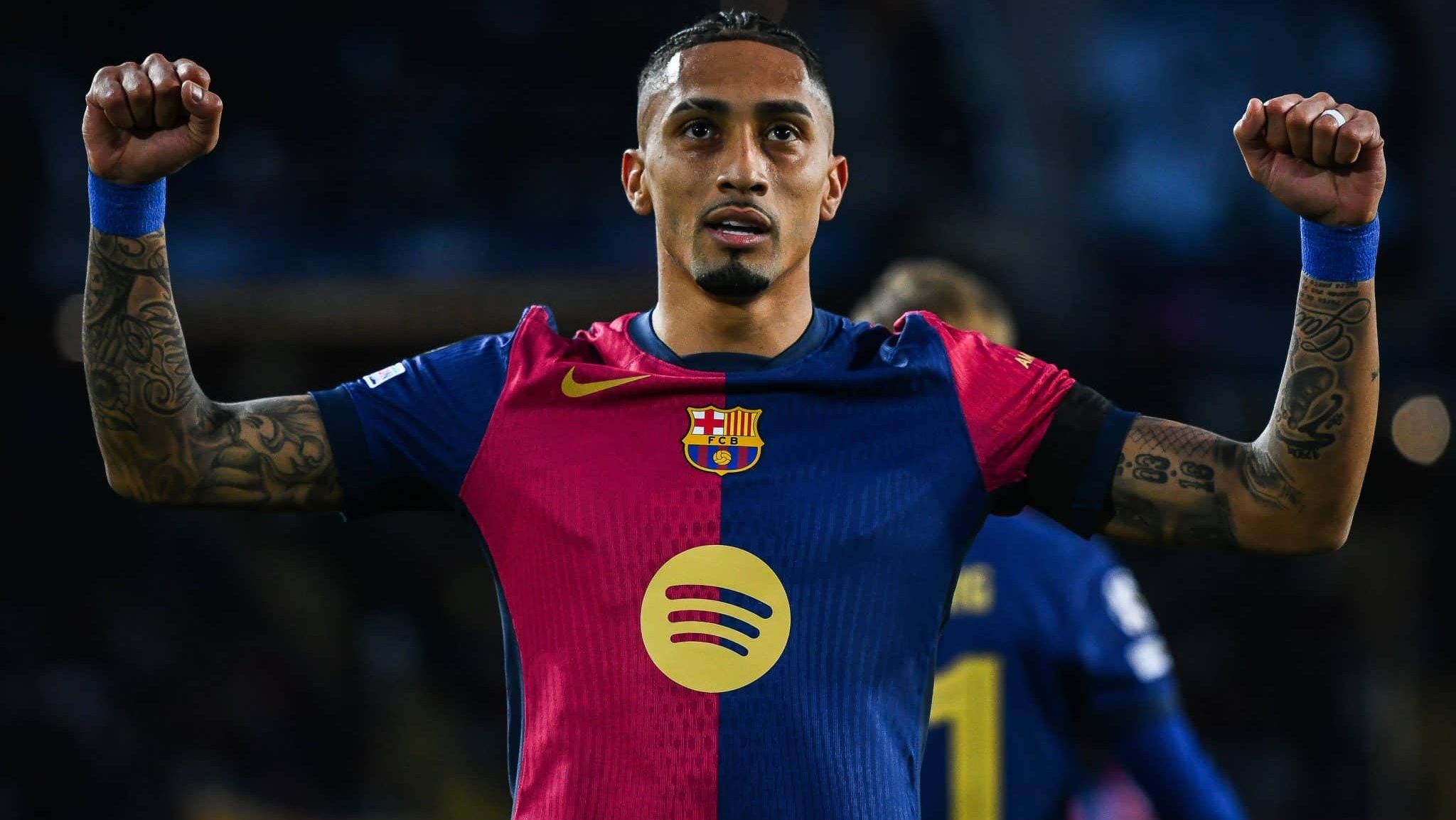 Em show de Yamal, Raphinha iguala Ronaldo e supera Kak&aacute; em classifica&ccedil;&atilde;o do Barcelona