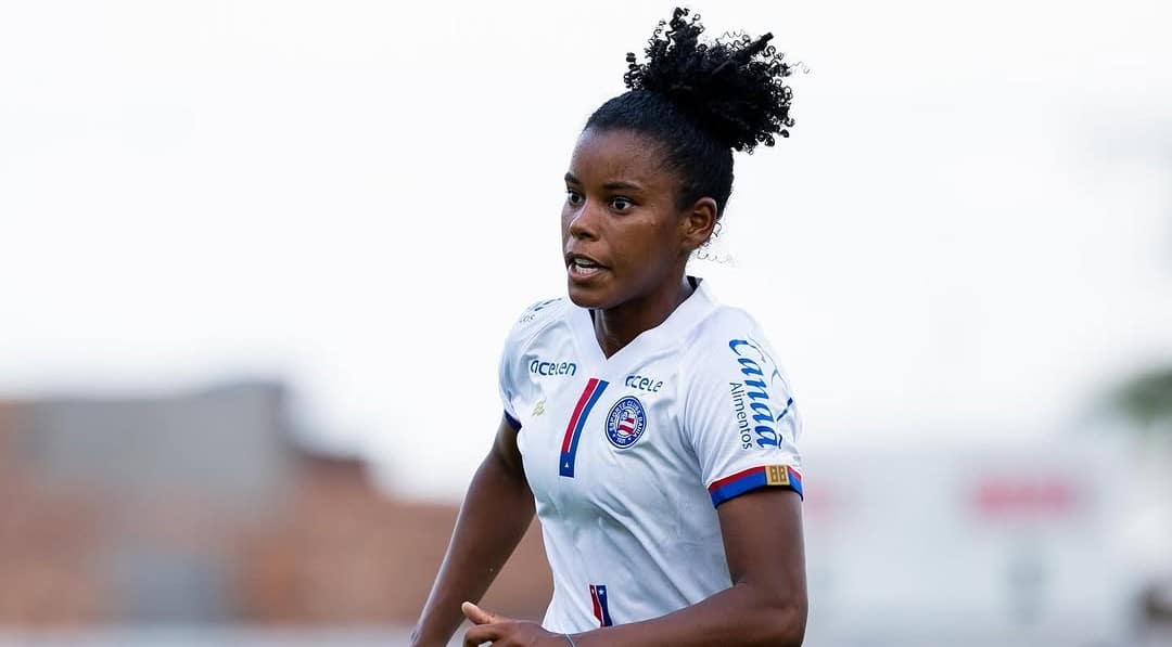 Suelen em a&ccedil;&atilde;o pelo Bahia