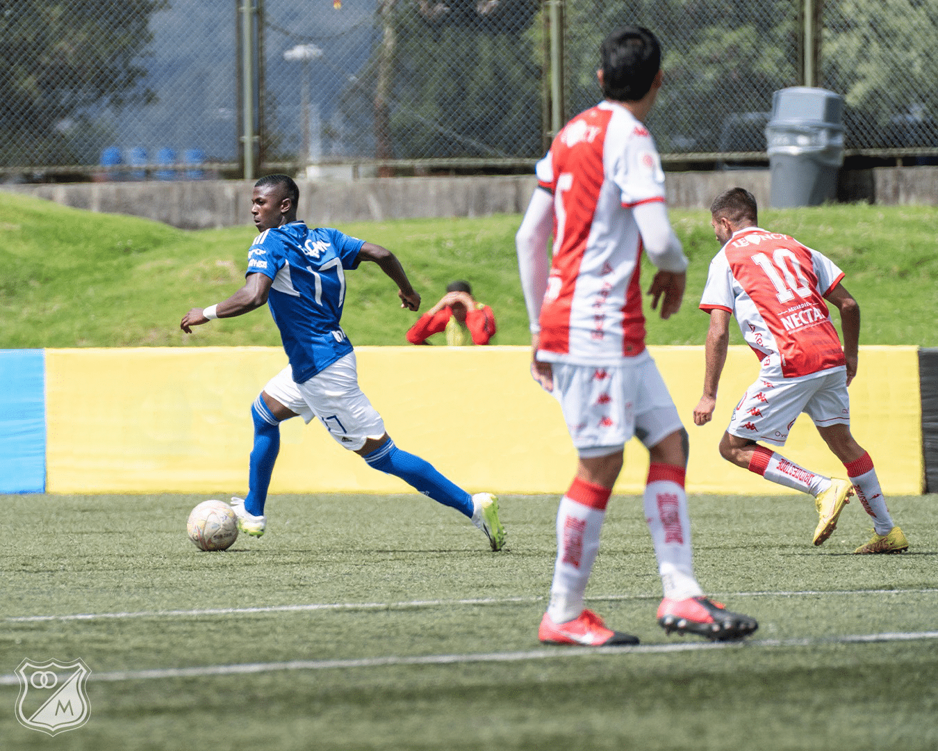 N&eacute;iser Villarreal em a&ccedil;&atilde;o pelo Millonarios