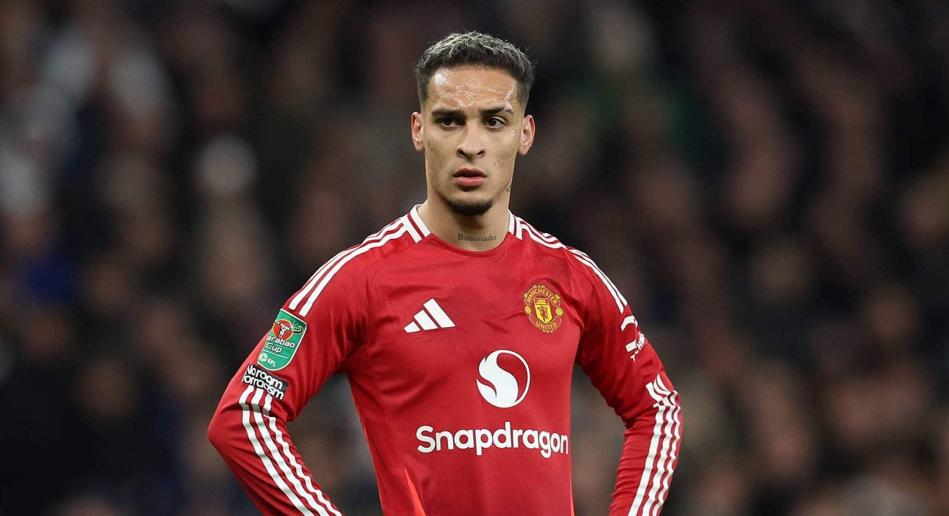 Antony tem contrato com o Manchester United at&eacute; junho de 2027 (Foto: Imago)