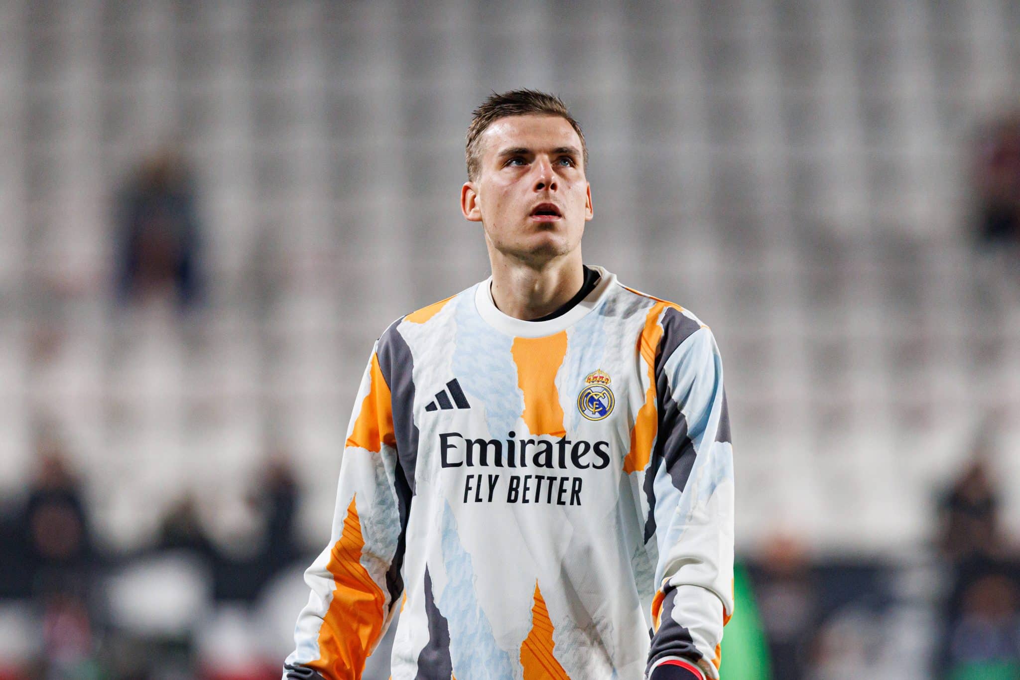 Lunin durante treino do Real Madrid