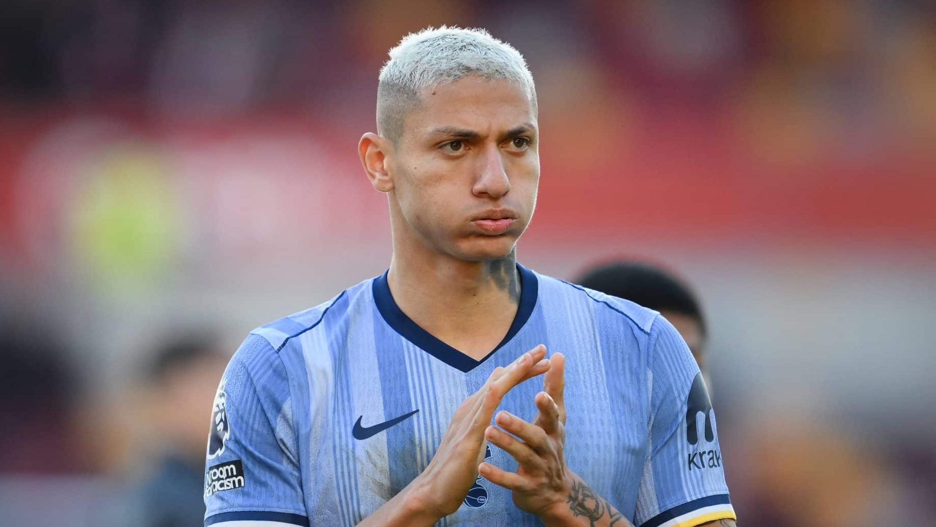 Richarlison defende o Tottenham desde 2022