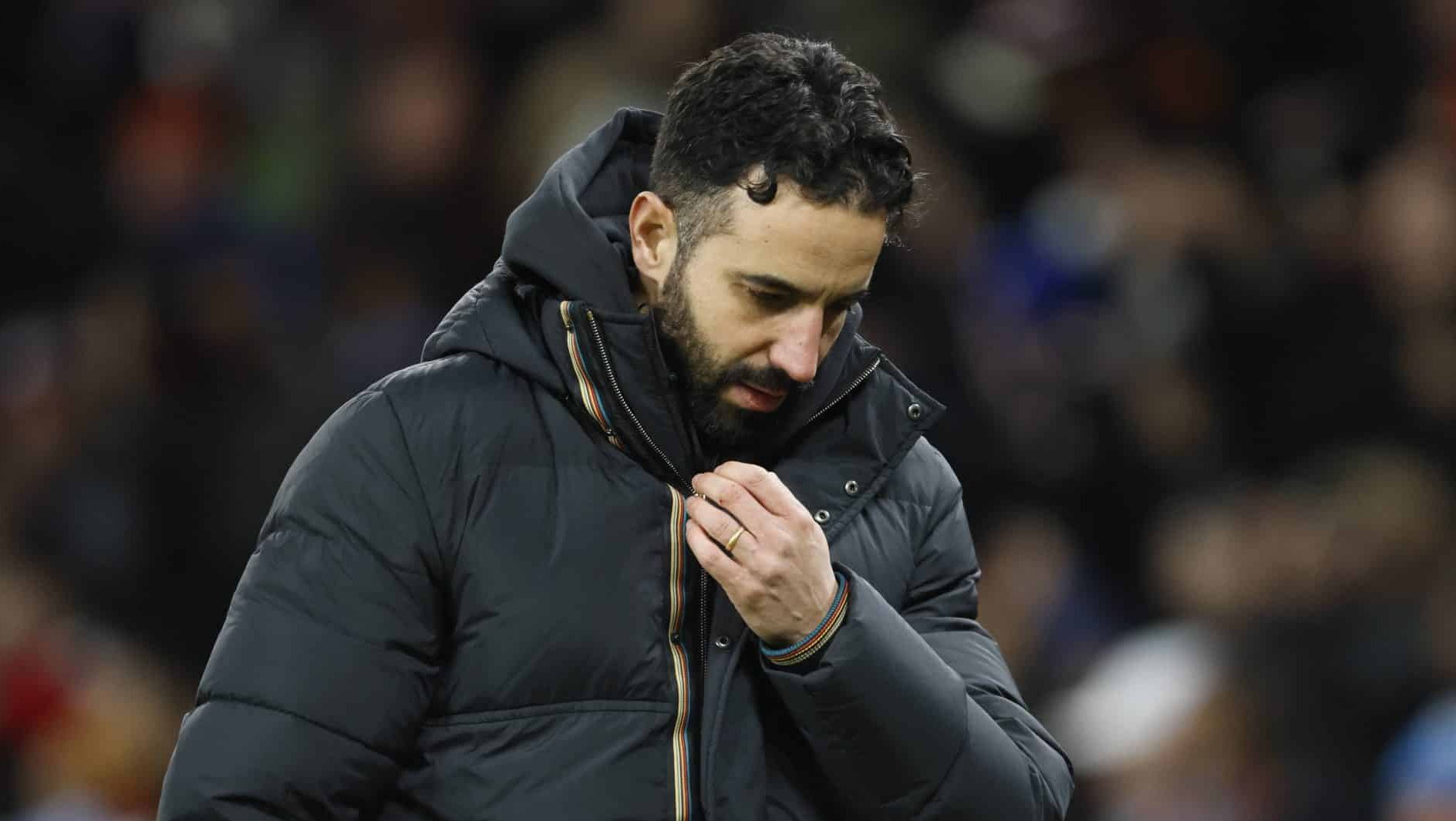 &lsquo;Ele &eacute; uma das piores contrata&ccedil;&otilde;es da hist&oacute;ria do futebol. Um aut&ecirc;ntico desastre&rsquo;