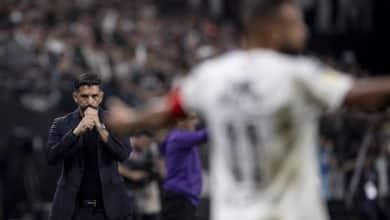 Promessa cumprida por Neymar a auxiliar do Corinthians envolveu at&eacute; Messi