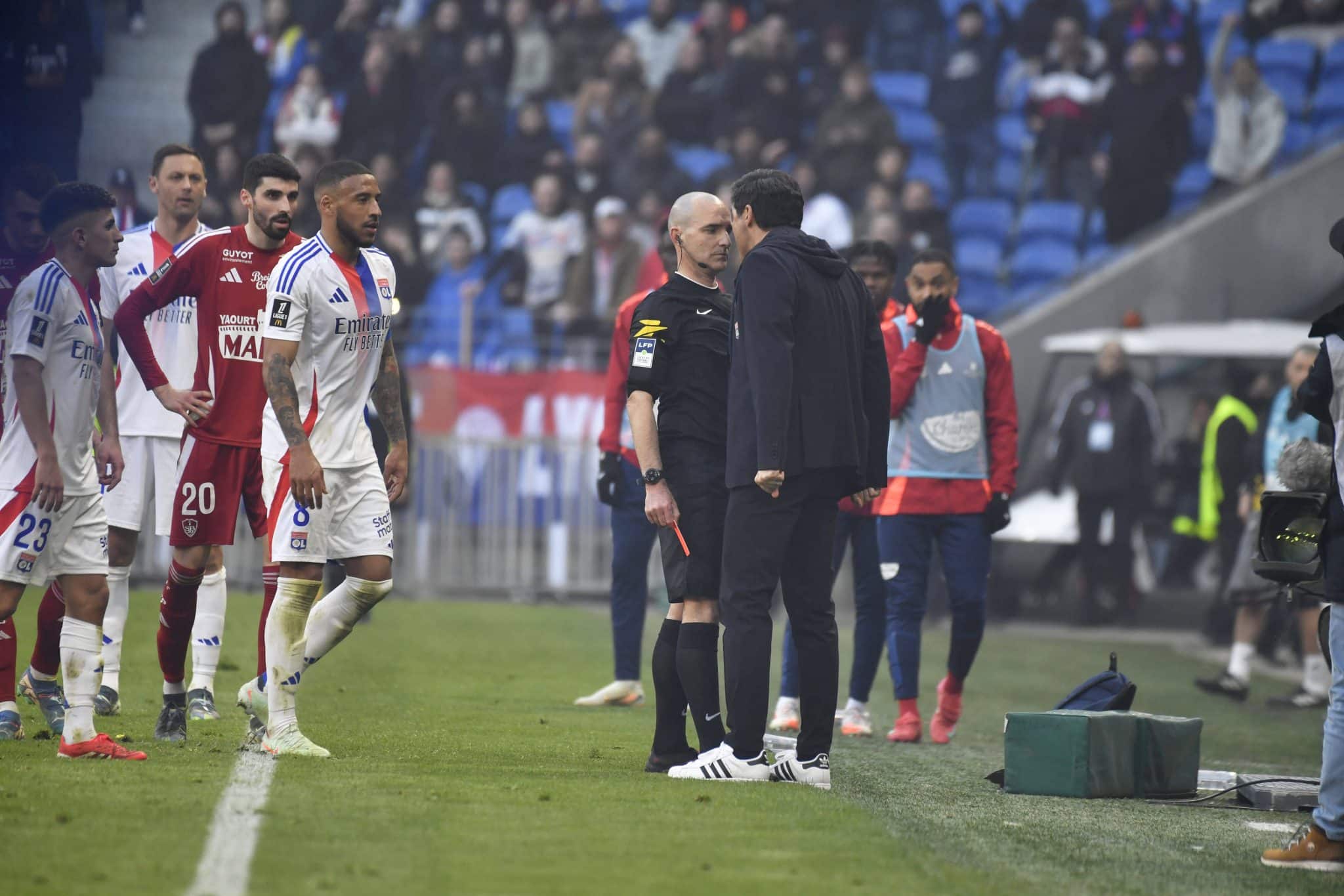 Paulo Fonseca foi expulso por reclama&ccedil;&atilde;o em jogo do Lyon (Foto: Imago)