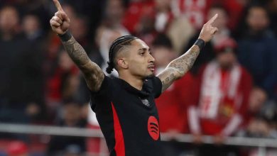 Raphinha salva Barcelona de uma encruzilhada e se transforma em carrasco do Benfica