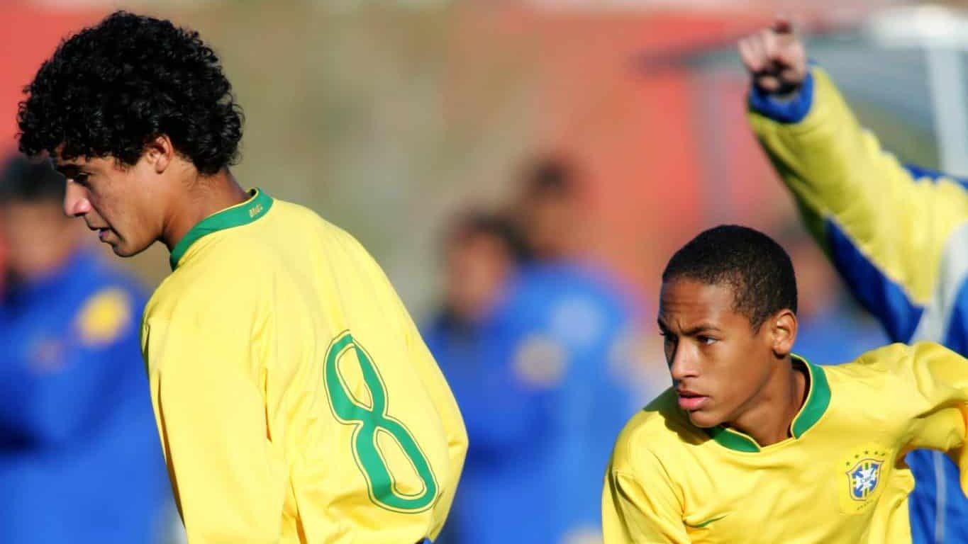 Coutinho e Neymar s&atilde;o parceiros de Sele&ccedil;&atilde;o Brasileira desde o sub-15 (Foto: Imago)