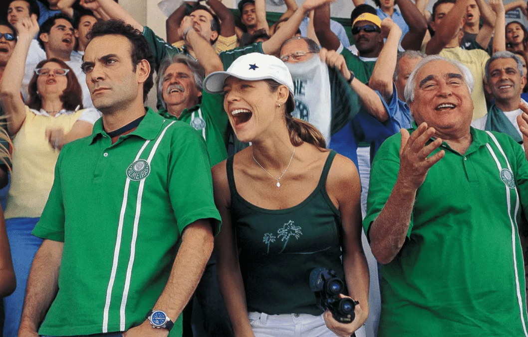 Marco Ricca, Luana Piovani e Luis Gustavo em cena de "O casamento de Romeu e Julieta"