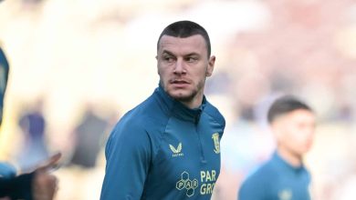 Jogadores do Burnley se recusam a cumprimentar rival acusado de racismo contra ex-United