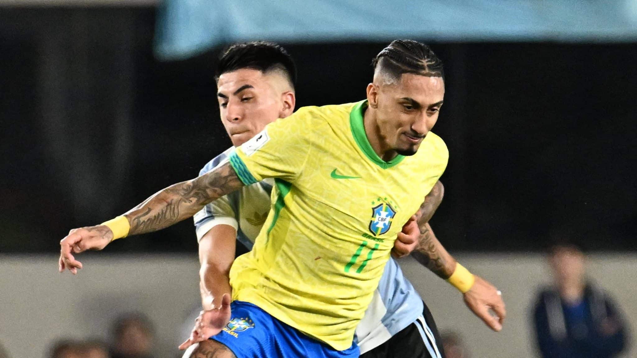 Raphinha prometeu &lsquo;porrada&rsquo;, mas errou tudo o que tentou em vexame do Brasil para a Argentina