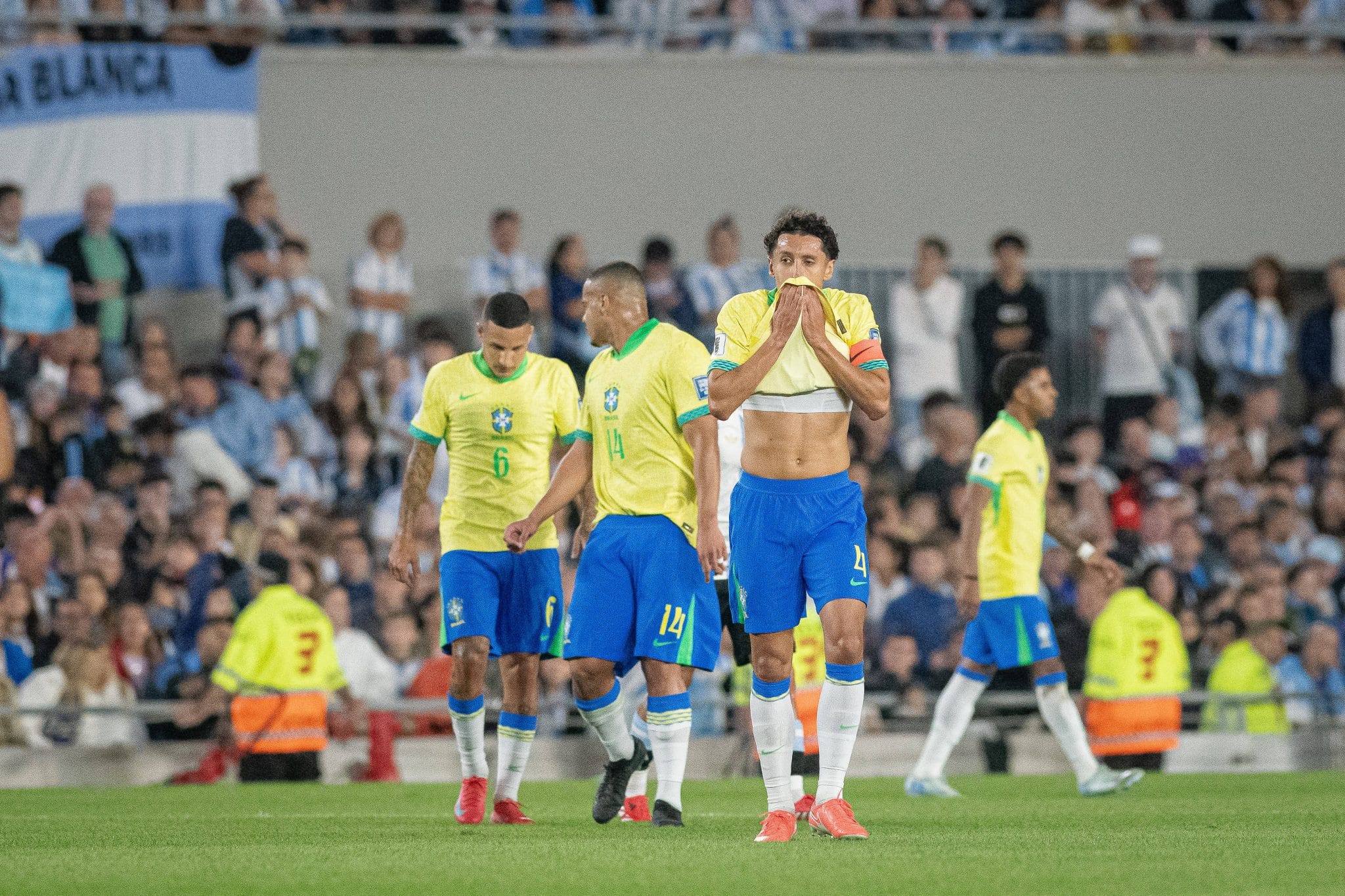 Como &iacute;dolo de Pel&eacute; antecipou o vexame brasileiro diante da Argentina?