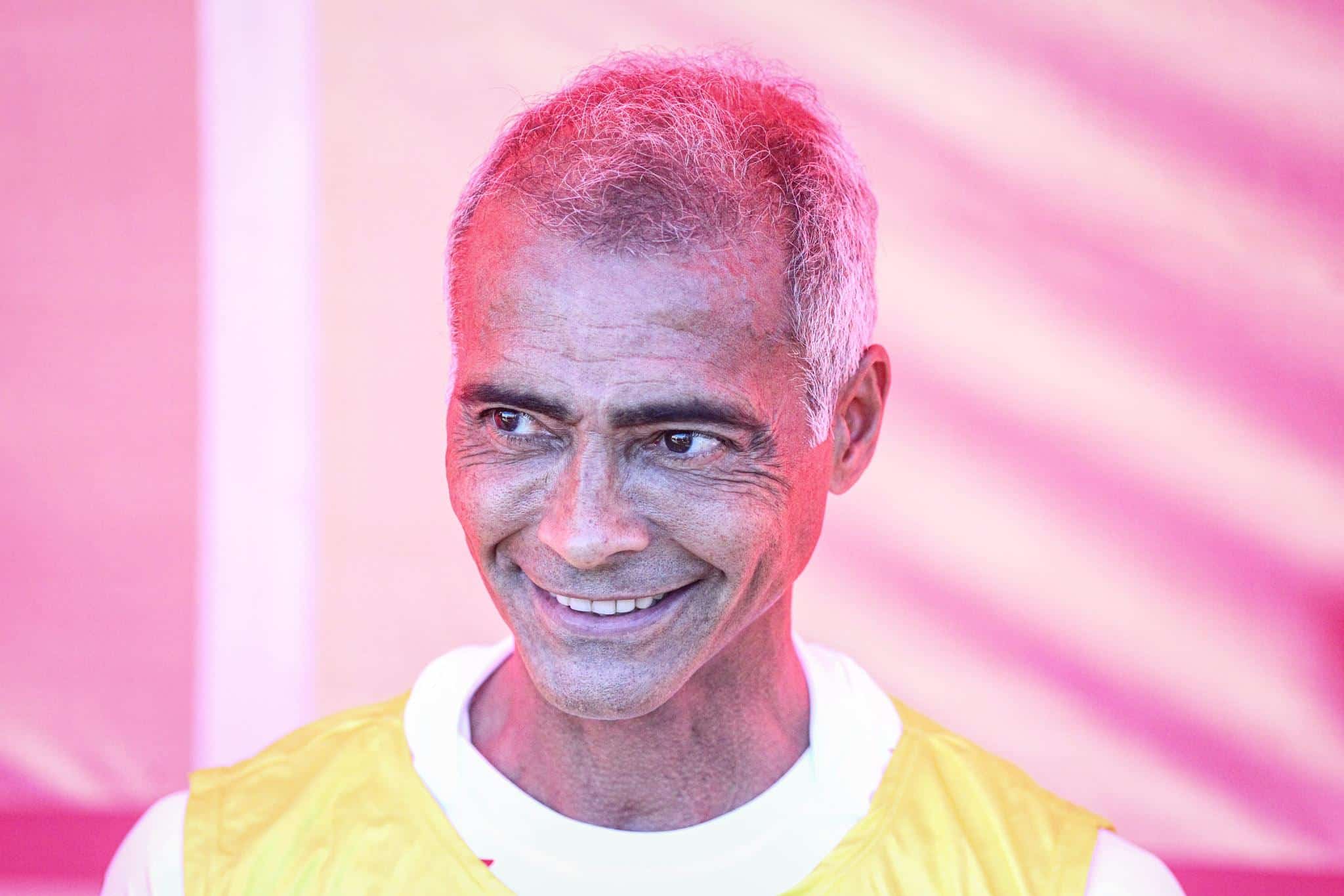 Romario sorrindo no Am&eacute;rica-RJ