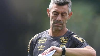 Até qual rodada vai a sobrevida de Pedro Caixinha no Santos?