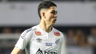 Venda de Jair ao Botafogo pode resultar em transfer ban ao Santos