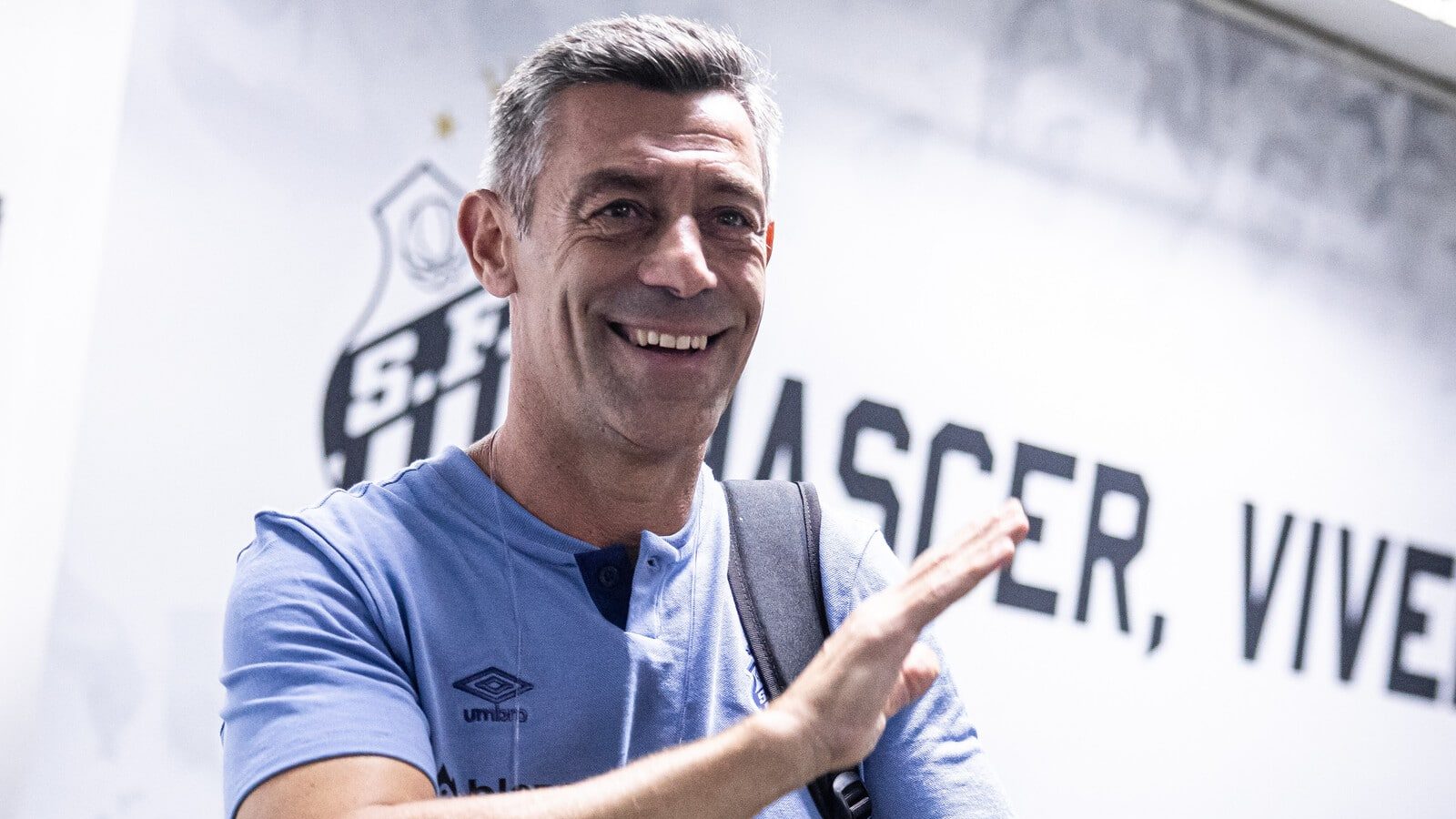 Santos pode ganhar &lsquo;refor&ccedil;o&rsquo; de lateral que j&aacute; foi descartado por Caixinha