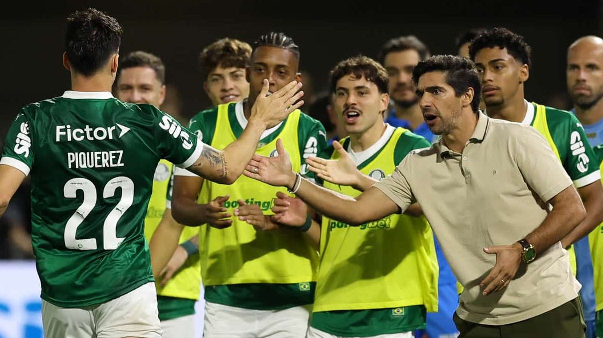 Abel n&atilde;o assume, mas vit&oacute;ria do Palmeiras no D&eacute;rbi passa por mudan&ccedil;a dr&aacute;stica