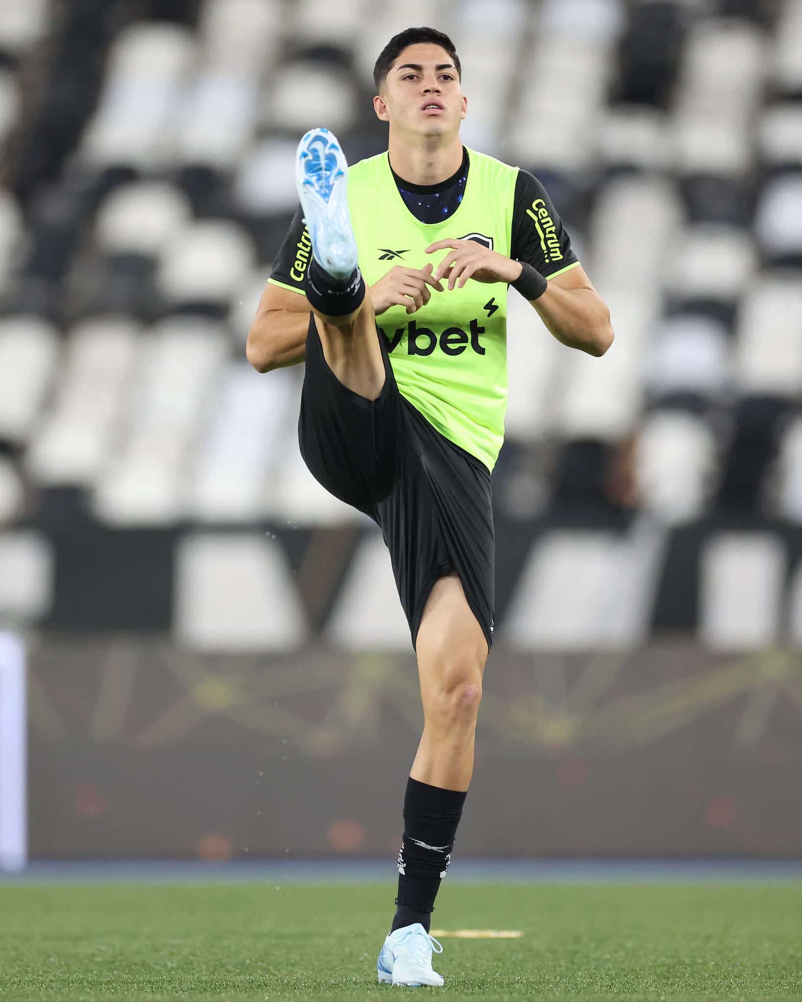 Jair no aquecimento do do Botafogo