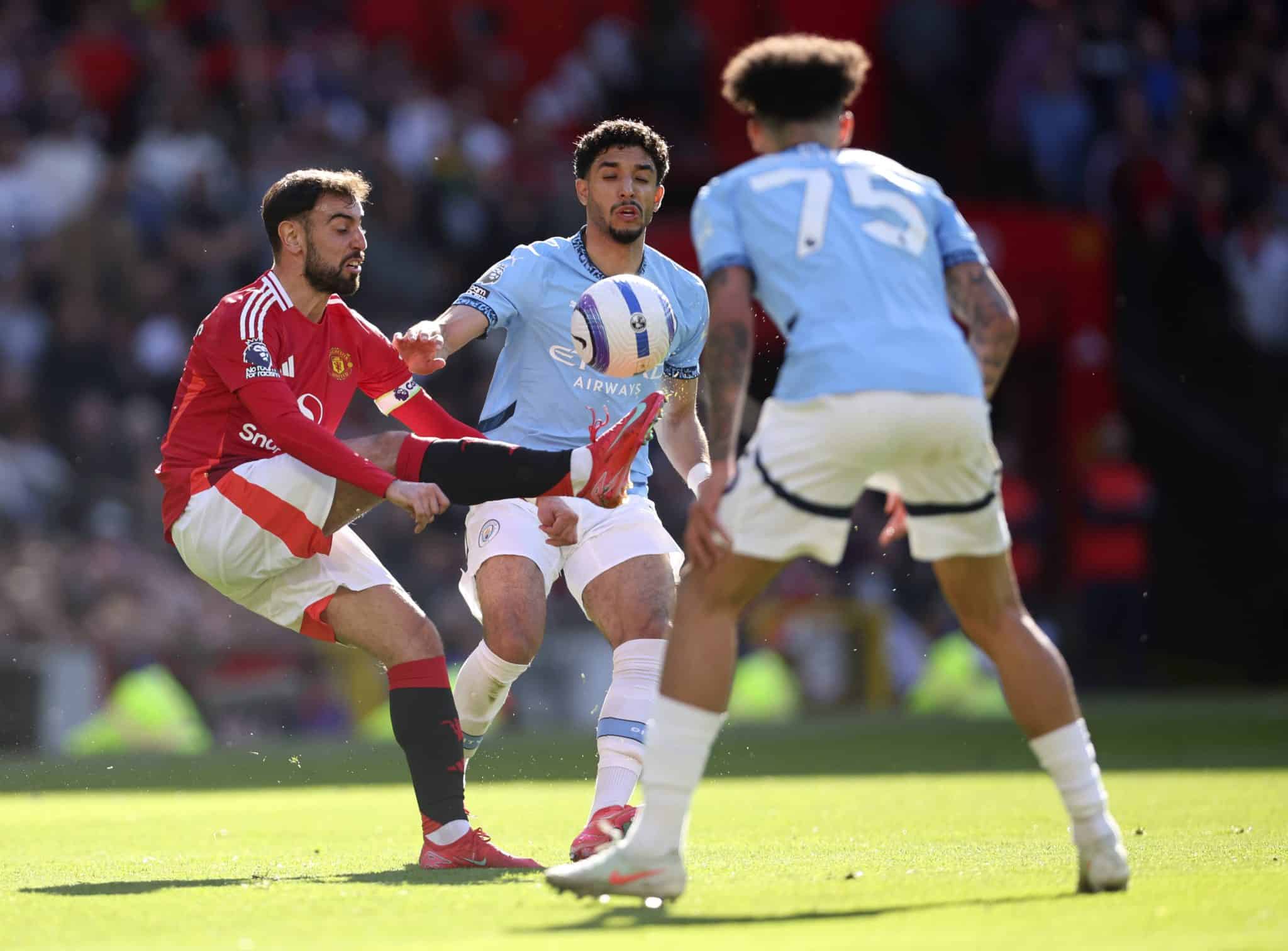 Teddy Sherigham acredita que uma boa oferta do City pode tirar Bruno Fernandes do Manchester United