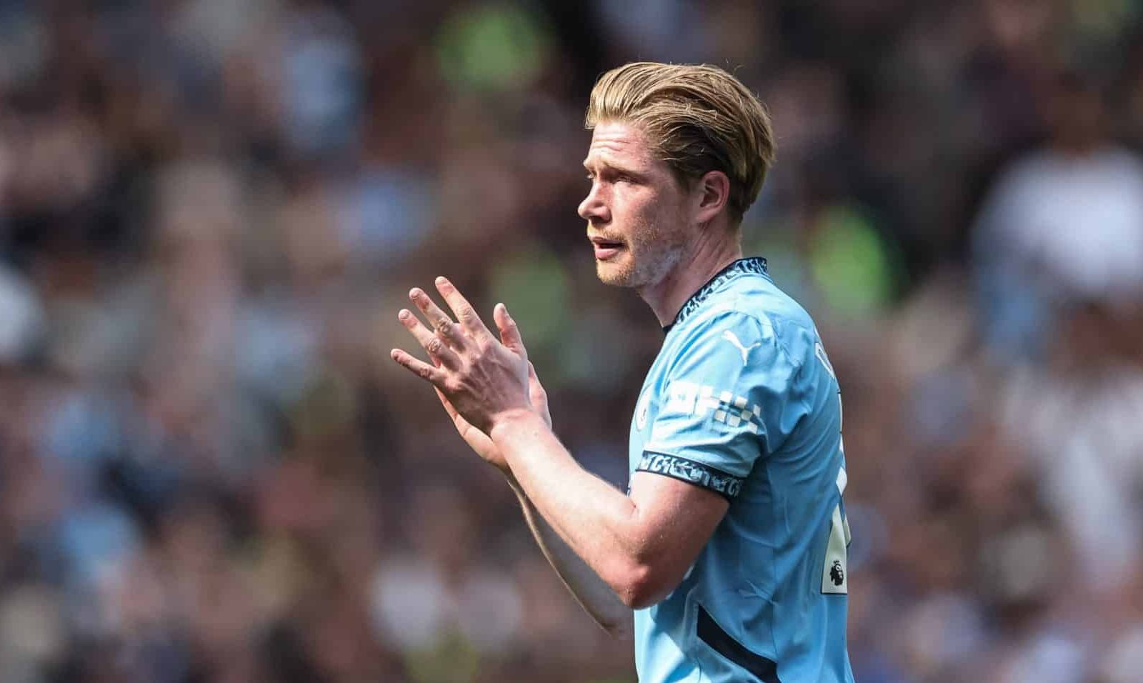 De Bruyne come&ccedil;a tour de despedida resgatando o City em virada rel&acirc;mpago