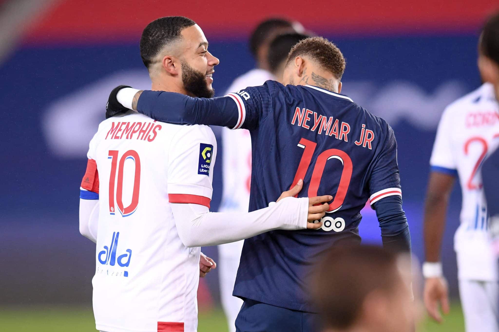 Neymar conversou com Memphis Depay antes de vinda do atacante holand&ecirc;s ao futebol brasileiro