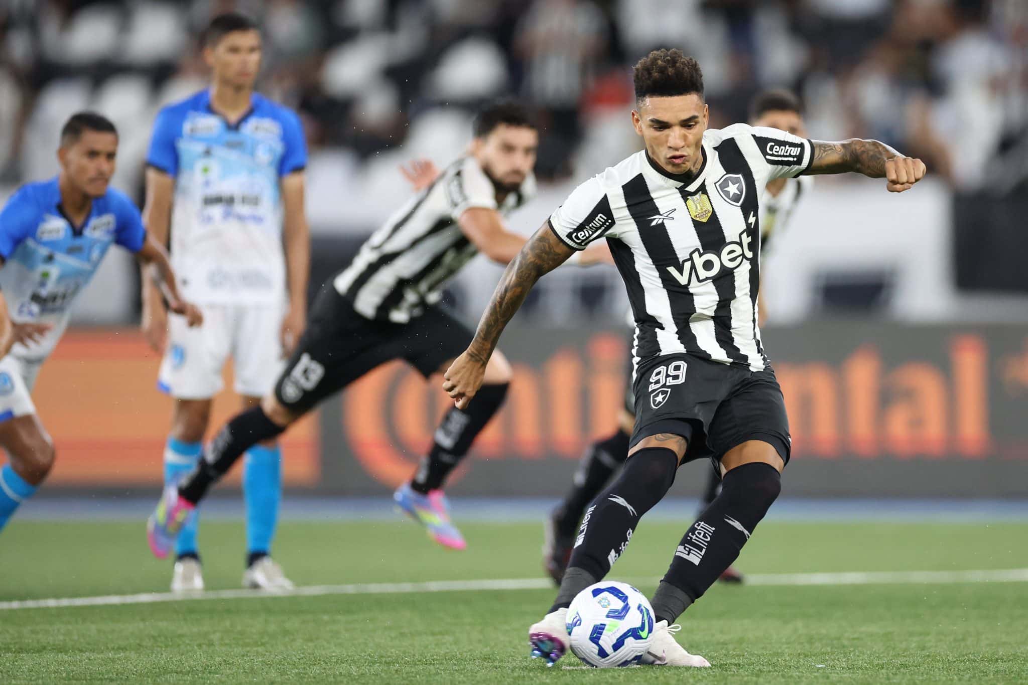 Igor Jesus entrou e foi decisivo para o Botafogo (Foto: Vitor Silva/Botafogo)