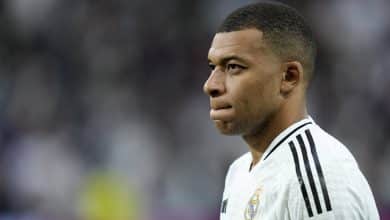 &lsquo;Cabe&ccedil;a dura e ego&iacute;sta&rsquo;: Mbapp&eacute; &eacute; detonado ap&oacute;s expuls&atilde;o por entrada criminosa