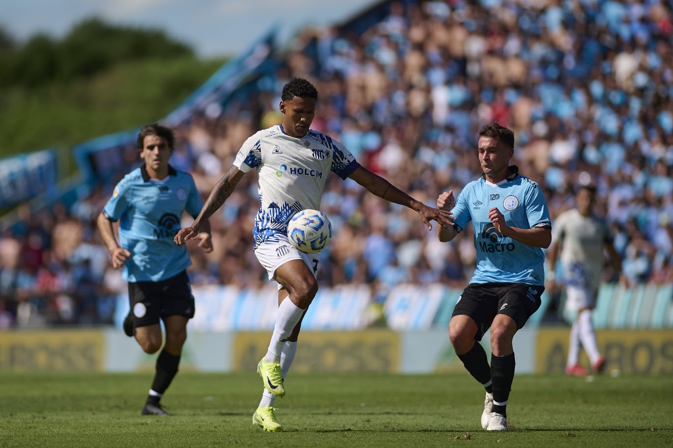 Rick Jhonatan, atacante brasileiro do Talleres