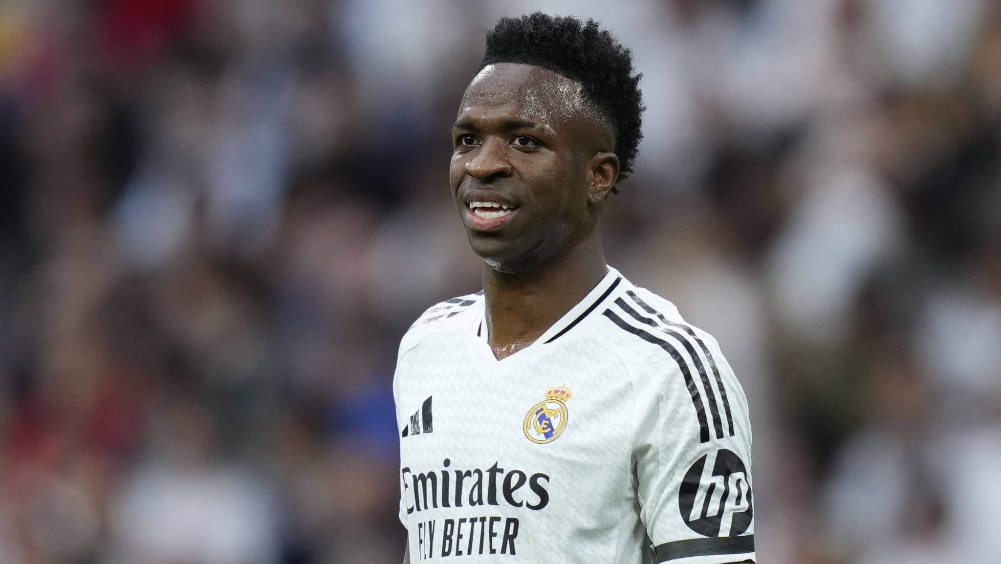 &lsquo;Se o desejo de Vini Jr &eacute; ficar no Real Madrid, a estrat&eacute;gia de renova&ccedil;&atilde;o &eacute; desastrosa&rsquo;