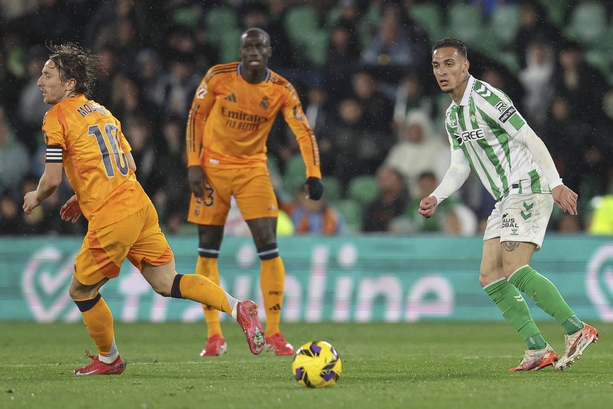 Antony durante vit&oacute;ria do Betis sobre o Real Madrid Foto: (Imago)