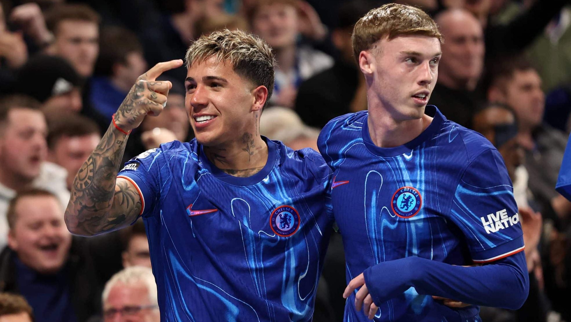 Como meio-campo de R$ 1,6 bilh&atilde;o fez Chelsea dominar Tottenham em vit&oacute;ria quase tranquila