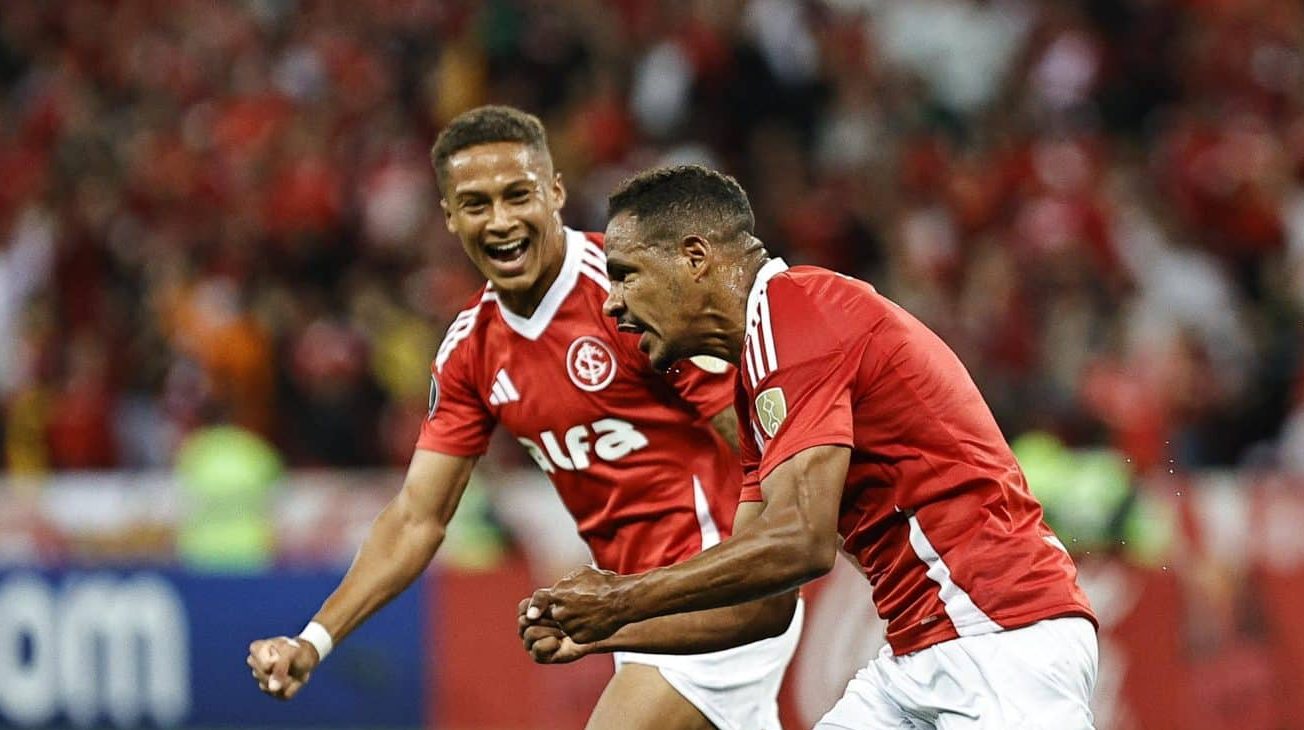 As mudan&ccedil;as de Roger que fizeram o Inter buscar empate ap&oacute;s sair perdendo por 3 a 0