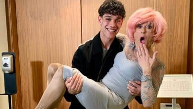 Como revelação do Barcelona virou alvo de perseguição após foto com ativista LGBTQIA+