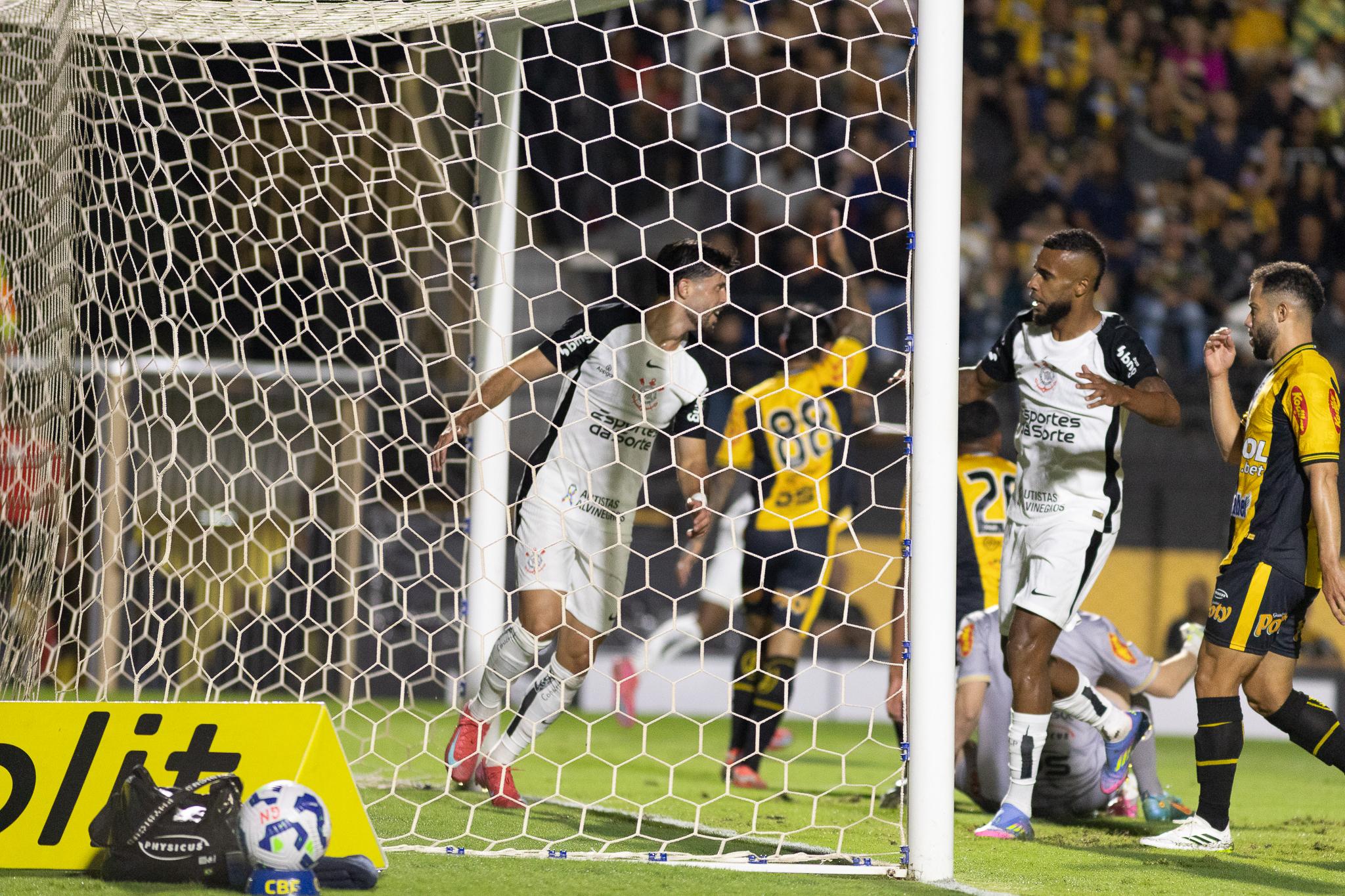 Hector Hernandez Corinthians Novorizontino Copa do Brasil