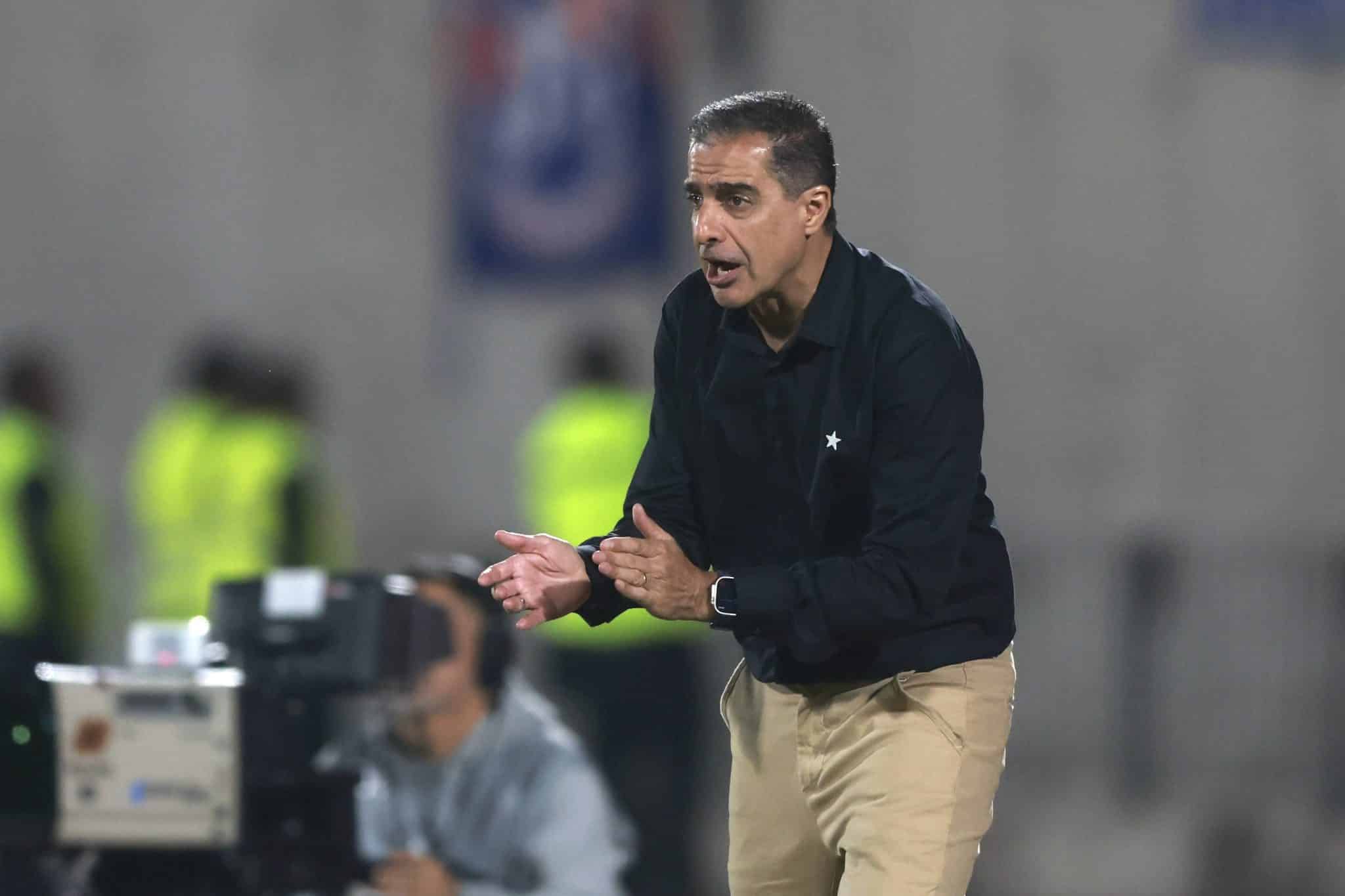 Nem buscar empate com o S&atilde;o Paulo evitou que torcida do Botafogo vaiasse Paiva pela 1&ordf; vez