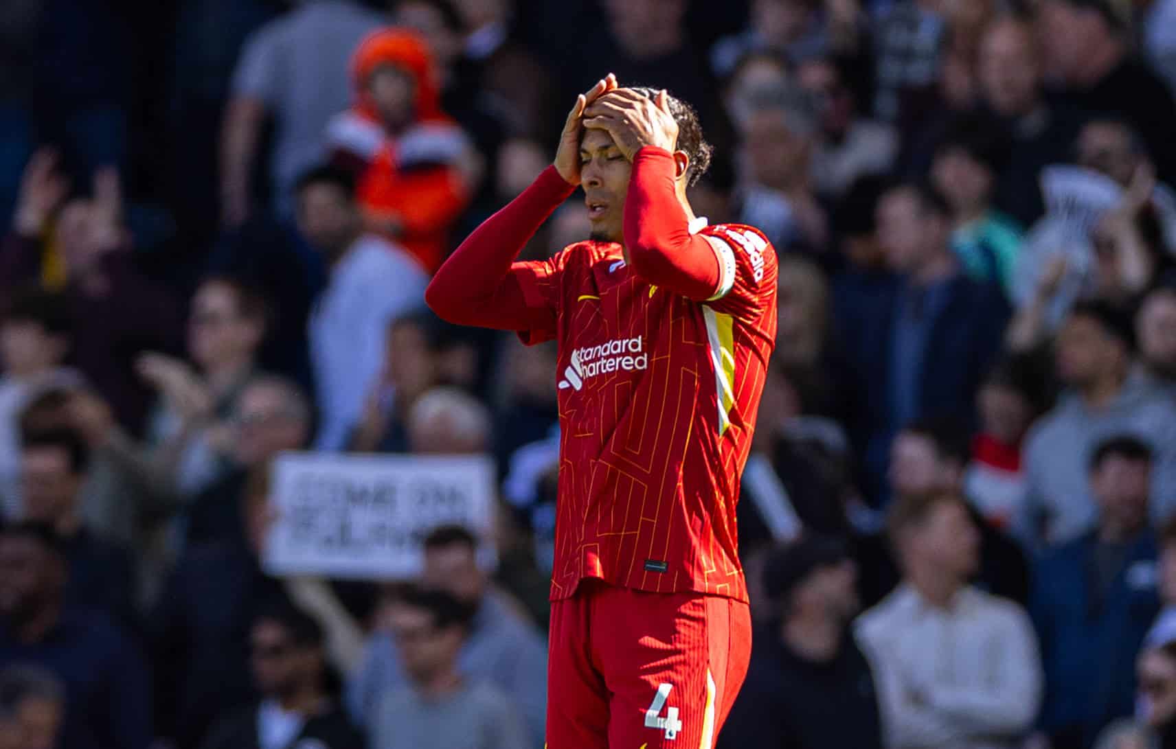 Ex-Flamengo castiga Van Dijk, faz gola&ccedil;o e Fulham encerra sequ&ecirc;ncia invicta do Liverpool