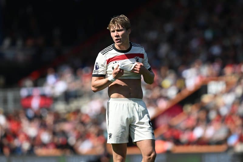 Manchester United pode ‘devolver’ Hojlund para contratar astro de R$ 465 milhões 