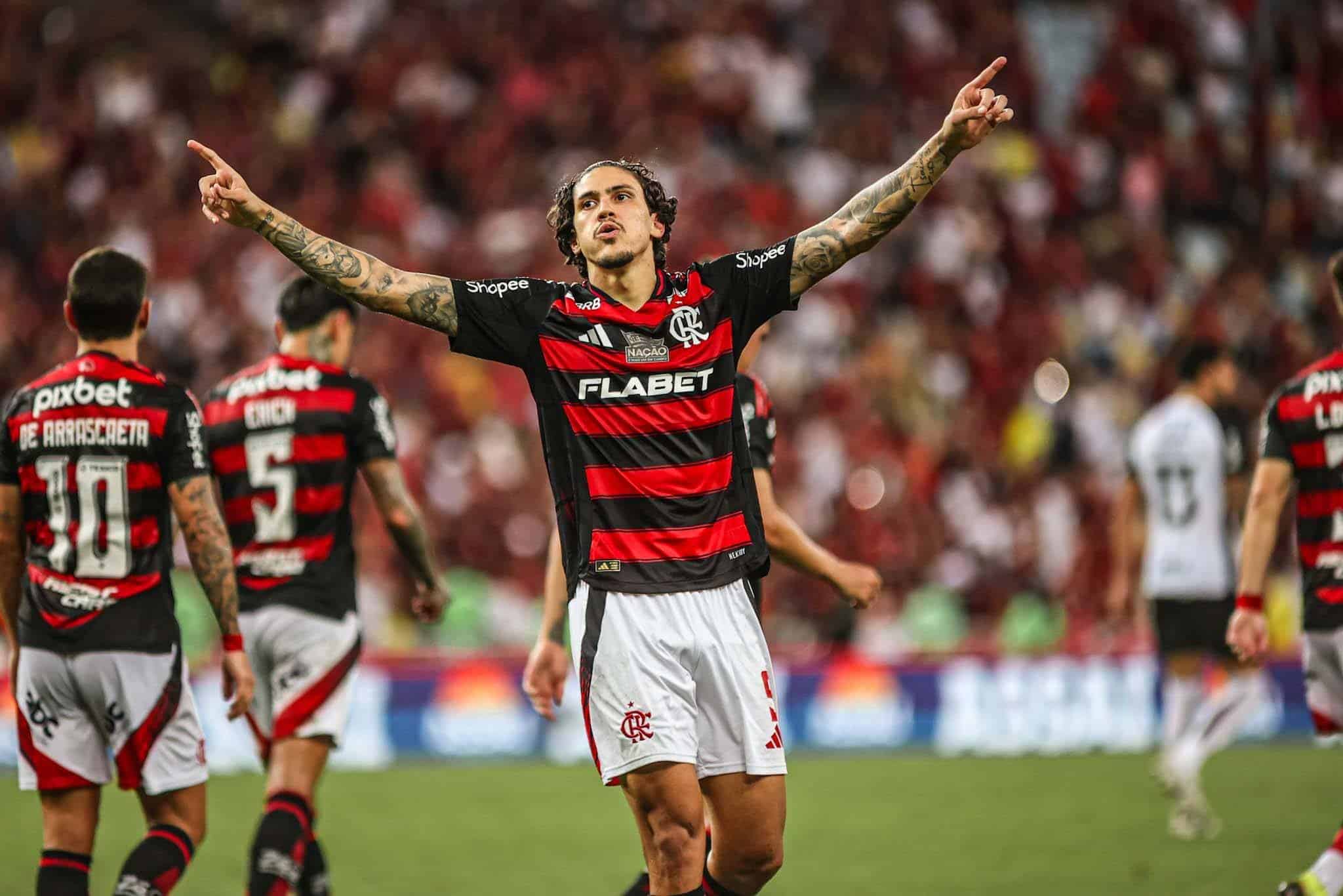 Pedro j&aacute; tem quatro gols neste retorno ao Flamengo (Foto: Imago)